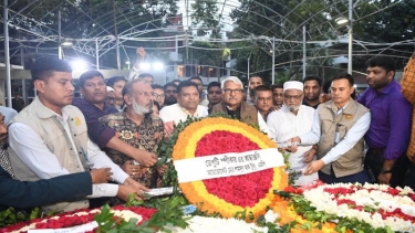 বঙ্গবন্ধুর প্রতিকৃতিতে শ্রদ্ধা নিবেদনের মাধমে নির্বাচনী কার্যক্রম শুরু ডেপুটি স্পীকারের