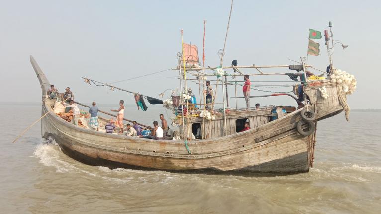 আগামীকাল থেকে ২৩ জুলাই পর্যন্ত দেশের সামুদ্রিক জলসীমায় মৎস্য আহরণ নিষিদ্ধ