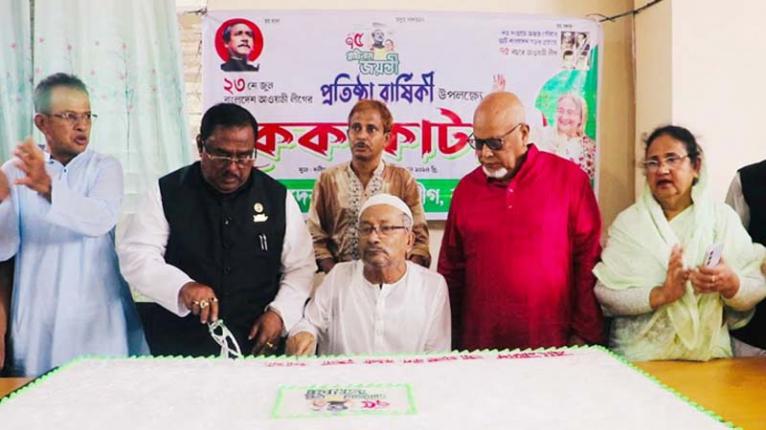 আ.লীগের নেতৃত্বে বাংলাদেশ আজ অনন্য উচ্চতায়: খাদ্যমন্ত্রী