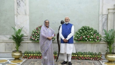 শেখ হাসিনা-মোদি বৈঠকে দু’দেশের সম্পর্ক আগামীতে আরো দৃঢ় করার ব্যাপারে আশাবাদী