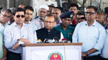 “উন্নয়নের যাত্রাকে বাঁধাগ্রস্ত করতে ধ্বংসযজ্ঞ চালিয়েছে স্বাধীনতা বিরোধী চক্র” - স্থানীয় সরকার মন্ত্রী