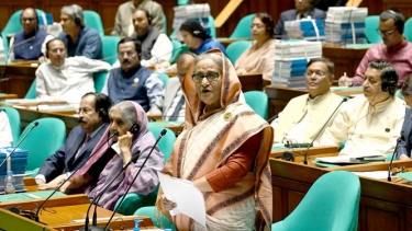 আওয়ামী লীগ নয়, জিয়া, খালেদা, এরশাদ দেশ বিক্রি করেছেন : প্রধানমন্ত্রী