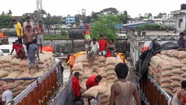 ২৪ ঘণ্টায় ভারত থেকে এলো সাড়ে ৪ হাজার টন চাল