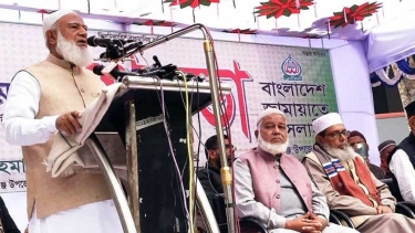 দেশপ্রেমিকরা দেশ ছেড়ে পালায় না : জামায়াত আমীর