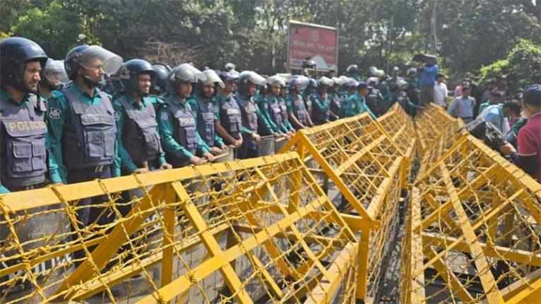 চিকিৎসকদের ১৫ সদস্যদের প্রতিনিধি দল স্বাস্থ্য মন্ত্রণালয়ে