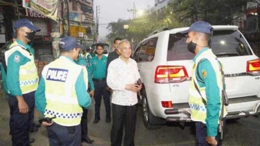 আইনশৃঙ্খলার অবনতি যারা ঘটাচ্ছে, কাউকে ছাড় দেওয়া হবে না: স্বরাষ্ট্র উপদেষ্টা