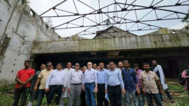 শহীদ জিয়া হলে জাইকার টিম লিডার রেইমনের পরিদর্শন