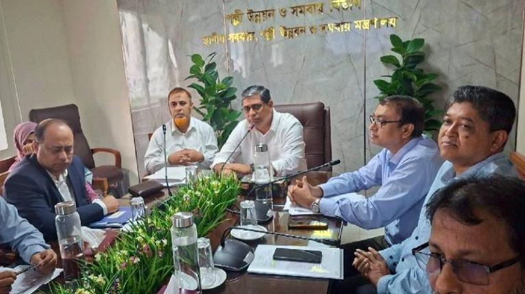 কর্মসংস্থান ও নারী ক্ষমতায়নকে অগ্রাধিকার দিতে হবে: মীর শাহে আলম