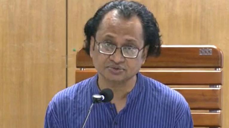 তথ্য উপদেষ্টা পারফর্ম করতে না পারলে মন্ত্রিসভায় পরিবর্তন স্বাভাবিক