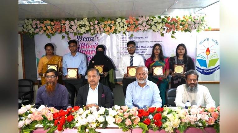 শিক্ষার্থীরাই আগামী দিনের কর্ণধার: বরিশাল বিশ্ববিদ্যালয়ে তথ্যমন্ত্রী