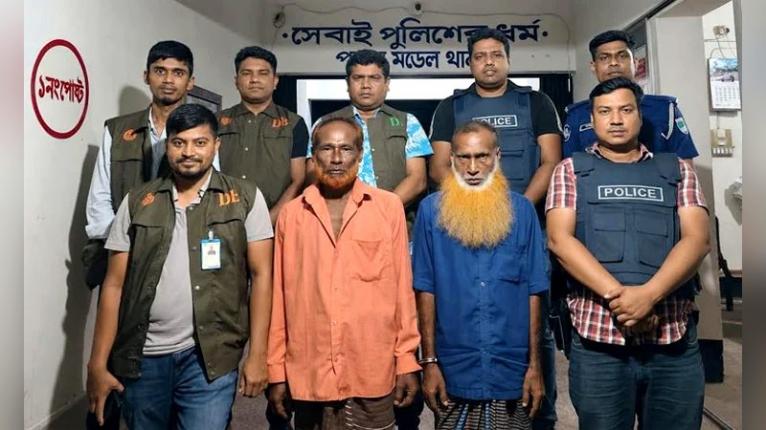 ঝিনাইদহে সড়কে ডাকাতি, ডাকাত সর্দারসহ গ্রেফতার ৩