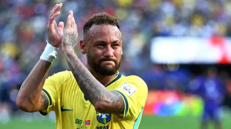 ব্রাজিলের সঙ্গে ক্যারিয়ারের ইতি টানলেন নেইমার