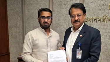 প্রধানমন্ত্রীর রাজনৈতিক সহকারী হিসেবে যোগ দিলেন রাশেদ খাঁন