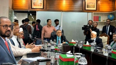 জামায়াতের সঙ্গে বৈঠকে সিইসি