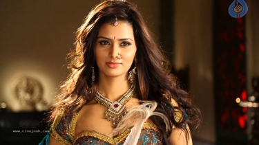 সিনেমার প্রস্তাবে ডেকে খুন করা হয়েছিল এ অভিনেত্রীকে