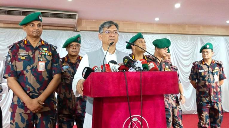মোজাফফরের বিচার সেনা আইনে হবে: স্বরাষ্ট্রমন্ত্রী