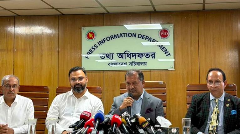 আগামী বিশ্বকাপে মুনাফার লক্ষ্য সরকারের : তথ্যমন্ত্রী