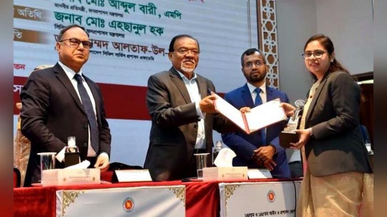 কৃত্রিম বুদ্ধিমত্তার প্রয়োগে জনপ্রশাসন হবে অধিকতর জনবান্ধব : জনপ্রশাসন উপদেষ্টা