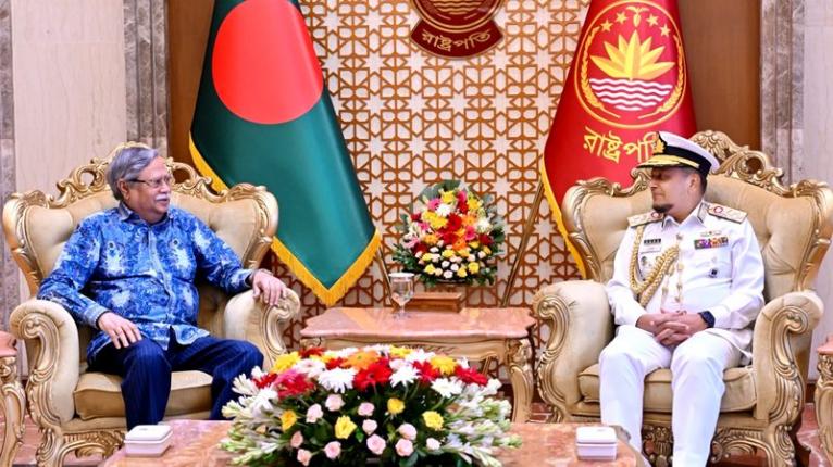 রাষ্ট্রপতির সঙ্গে নৌপ্রধানের বিদায়ী সাক্ষাৎ