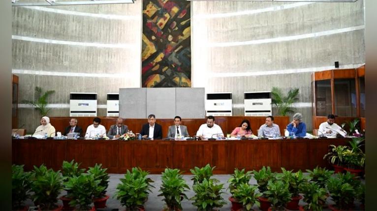 জনপ্রত্যাশা পূরণে সমঝোতার ভিত্তিতে সংবিধান সংশোধন করা হবে : স্বরাষ্ট্রমন্ত্রী