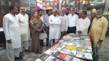 ডিজিটাল ডিভাইস থেকে বইয়ের পাতায় ফিরতে হবে: প্রতিমন্ত্রী