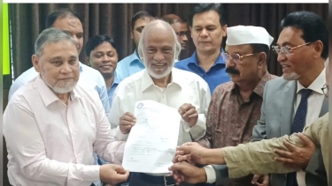 রাষ্ট্রপতি নির্বাচন : মির্জা ফখরুল ইসলাম আলমগীরের পক্ষে মনোনয়নপত্র জমা দিয়েছে বিএনপি