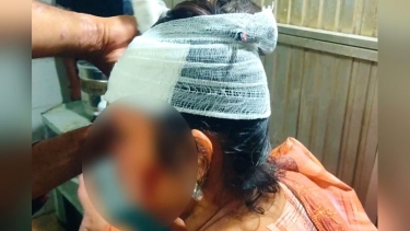 নারায়ণগঞ্জ ছিনতাইকারীর ছুরিকাঘাতে বাউল শিল্পী আহত