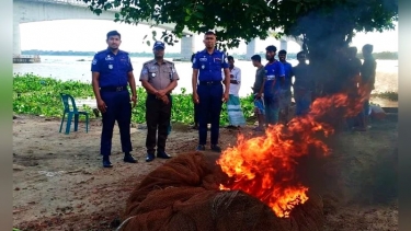 পিরোজপুরে অবৈধ বেহুন্দি জাল পুড়িয়ে ধংস