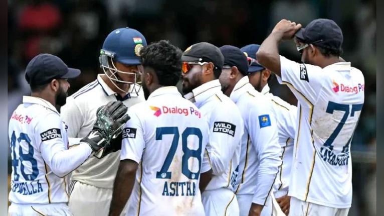 জয়সোয়ালের আগ্রাসনে ক্ষুদ্ধ ভারতের সাবেক ক্রিকেটাররা