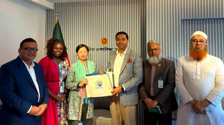 সব প্রাথমিক বিদ্যালয়ে পর্যায়ক্রমে ‘স্কুল মিল’ চালু হবে: গণশিক্ষা প্রতিমন্ত্রী