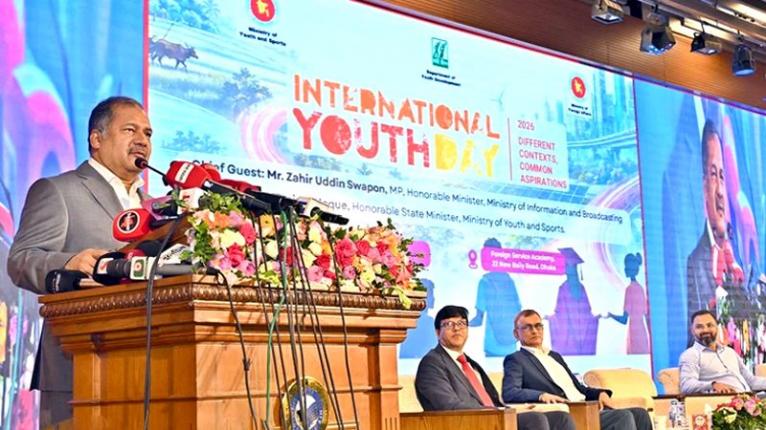 কৃত্রিম বুদ্ধিমত্তা ও রূপান্তরের যুগে তরুণরাই সভ্যতার মূল শক্তি: তথ্যমন্ত্রী