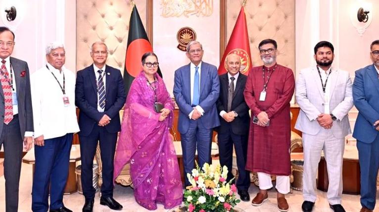 সৌদি আরবে দক্ষ জনশক্তি রপ্তানি ও বিদ্যমান সম্ভাবনা কাজে লাগানোর আহ্বান রাষ্ট্রপতির