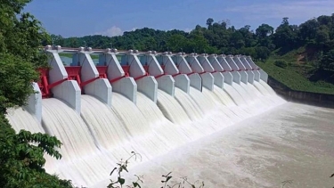 পানির স্তর স্বাভাবিক থাকায় বন্ধ রাখা হয়েছে কাপ্তাই বাঁধের ১৬টি জলকপাট