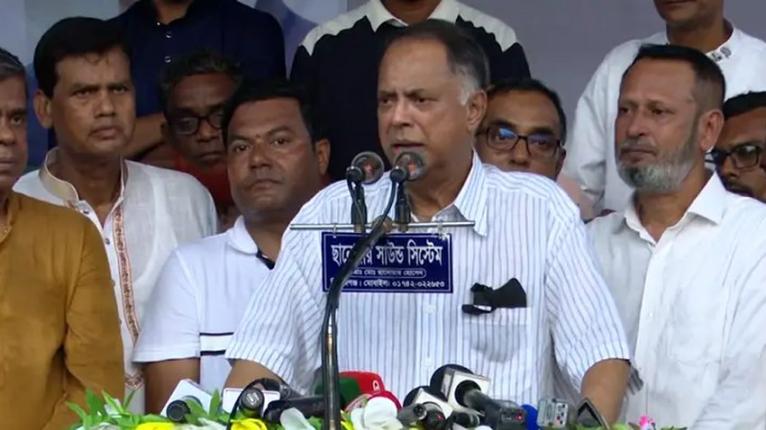 বিএনপিকে হুমকি-ধমকি দিয়ে লাভ হবে না : ইকবাল হাসান মাহমুদ