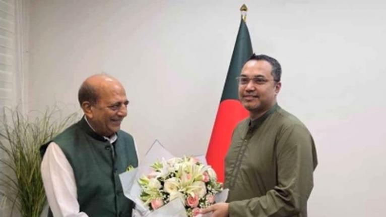 ভারতে পলাতক আসামিরা যাতে অস্থিতিশীলতা সৃষ্টি করতে না পারে : হাইকমিশনারকে মাহ্দী আমিন