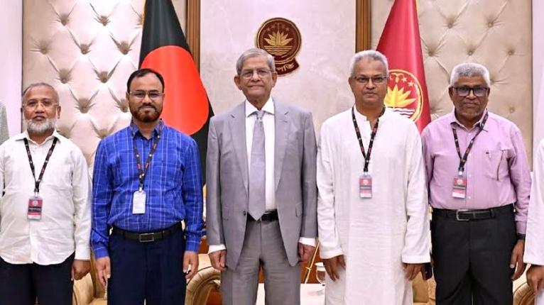 আধুনিক প্রযুক্তি খাতে গবেষণা ও নতুন উদ্ভাবনে এগিয়ে আসার আহ্বান রাষ্ট্রপতির