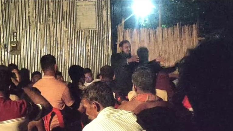 সালথায় ইউপি চেয়ারম্যানের ‘অস্ত্র বানান, মার্ডার হলে আমি দেখব’ বক্তব্যের ভিডিও ভাইরাল