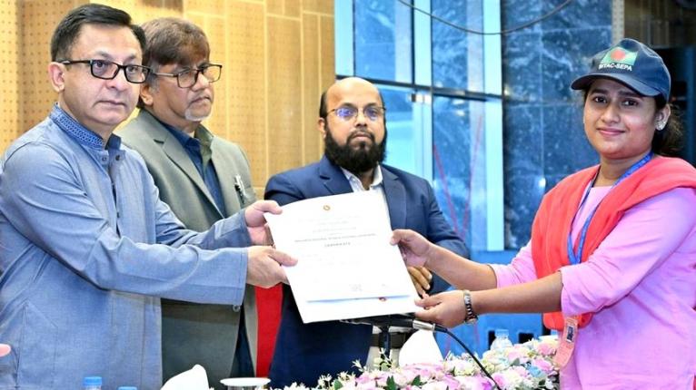 শ্রমঘন শিল্পের বিকাশে প্রশিক্ষিত জনবল তৈরিতে গুরুত্ব দিচ্ছে সরকার: শিল্পমন্ত্রী