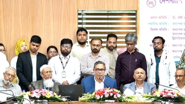 ডেঙ্গুতে মৃত্যুর হার কমাতে দেশব্যাপী ১,৬০০ চিকিৎসককে প্রশিক্ষণ : স্বাস্থ্য প্রতিমন্ত্রী