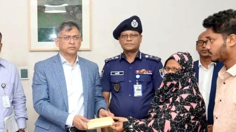 এসআই আলতাফ হত্যায় জড়িতদের দ্রুত বিচার নিশ্চিত করা হবে : স্বরাষ্ট্রমন্ত্রী