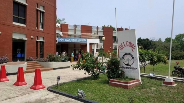 সরিষাবাড়ীতে ট্রাস্ট হাসপাতাল এখন চড়া মূল্যের ক্লিনিক! সেবার নামে ব্যবসা