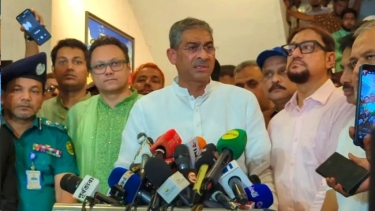 আ. লীগকে রাজনৈতিক ও প্রশাসনিকভাবে মোকাবেলা করা হবে : পানিসম্পদমন্ত্রী