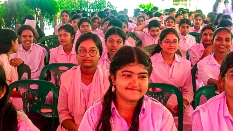 শশীকড় শহীদ স্মৃতি মহাবিদ্যালয়ে নবীন বরণ