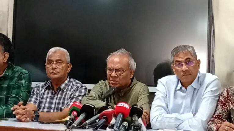 ফ্যাসিস্ট আমলে সরকারপ্রধানের সফরে কোটি কোটি টাকা খরচ করা হতো: রিজভী