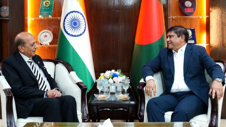 প্রতিরক্ষা উপদেষ্টার সঙ্গে ভারতের হাইকমিশনারের সাক্ষাৎ