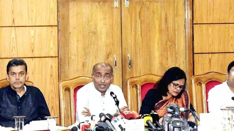 বাংলাদেশে পরিকল্পিতভাবে মাদক ঢোকানো হচ্ছে : আইনমন্ত্রী