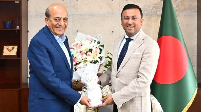 ভারতের সঙ্গে পারস্পরিক শ্রদ্ধাবোধের ভিত্তিতে সম্পর্ক চায় বাংলাদেশ : হুমায়ুন কবির