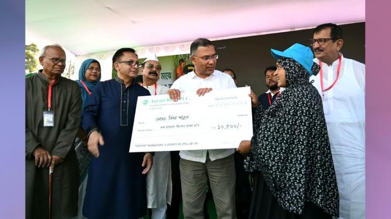 রাজশাহীতে আখচাষীদের ১২ কোটি টাকা প্রণোদনা দিয়েছেন প্রধানমন্ত্রী