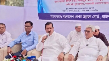 রেশমের হারানো ঐতিহ্য ফিরিয়ে আনতে হবে: ভূমিমন্ত্রী