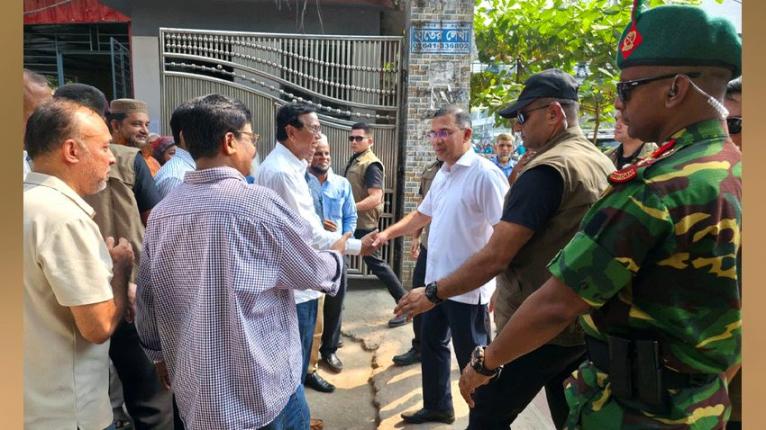 ডেঙ্গু প্রতিরোধে ‘ক্লিনিং ডে’ উপলক্ষে ডিএসসিসিতে প্রধানমন্ত্রীর আকস্মিক পরিদর্শন